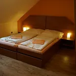 Vendégház Vratislavsky Dum 3*